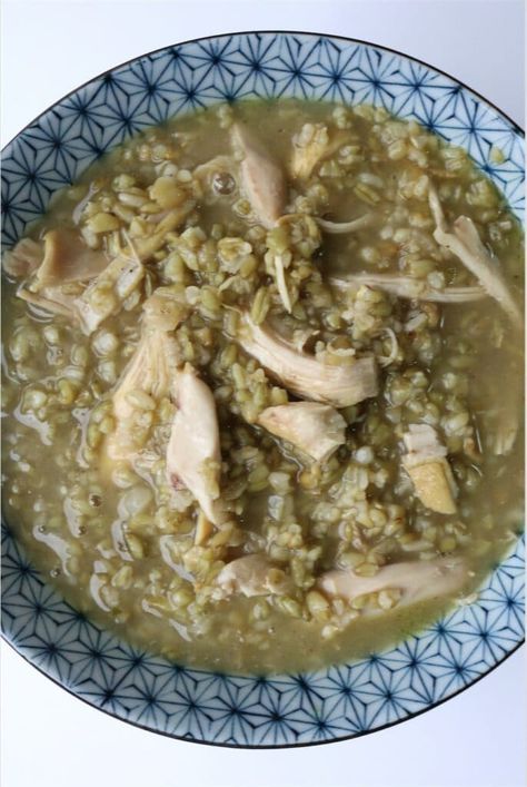 Freekah Recipes, Soup Recipe With Chicken, Freekeh Recipes, Zaatar Chicken, Lebanese Chicken, Lebanese Garlic Sauce, Recipe With Chicken, Soup With Chicken, Garlic Sauce Recipe