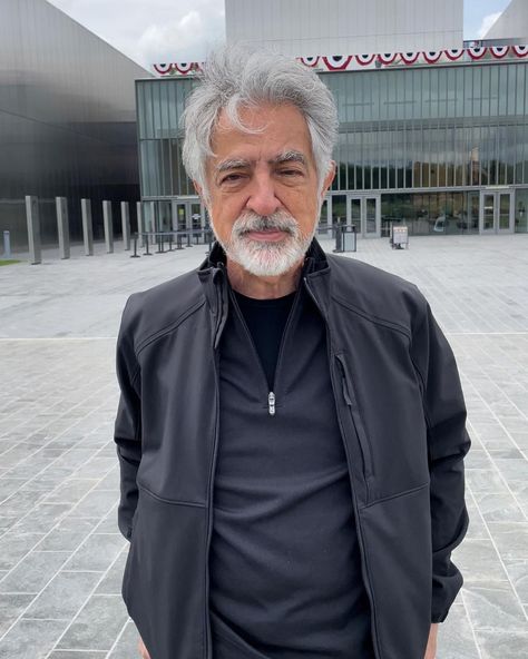 @joemantegna shared a photo on Instagram: “On this Memorial Day Weekend I was thrilled and amazed @usarmymuseum I am in awe at the result of all the hard work by so many to make this…” • May 25, 2022 at 8:02pm UTC David Rossi, Joe Mantegna, Memorial Day Weekend, Fav Celebs, Hard Work, Memorial Day, Work Hard, A Photo, Actors