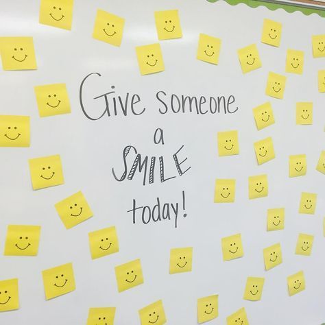 Give someone a smile today Smile Day Activities, Work White Board Ideas, White Board Messages, Whiteboard Questions, Whiteboard Prompts, Whiteboard Messages, Whiteboard Ideas, Morning Board, Smile Day