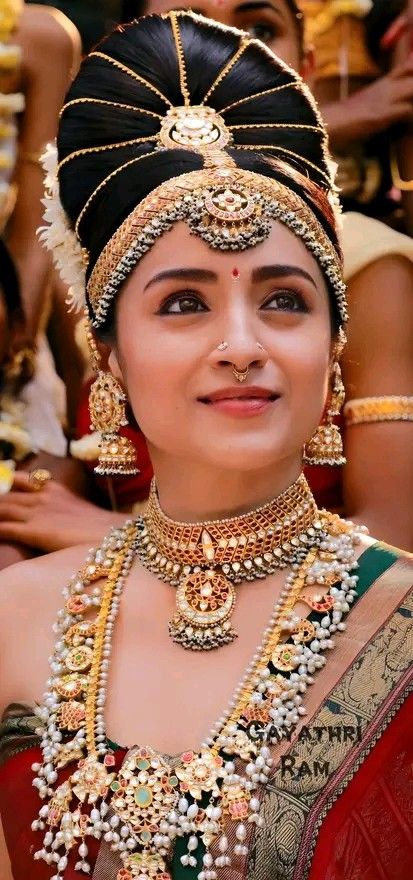 Sivakarthikeyan Doctor Movie Images, Trisha Photos, Ponniyin Selvan, Moms Photography, Makeup Creative, Trisha Krishnan, Best Bridal Makeup, Queen Costume, Indian Aesthetic