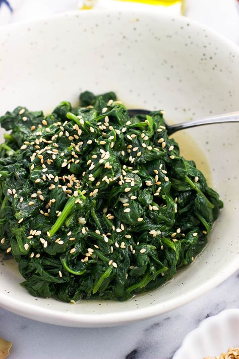 Sesame Spinach, Spinach Side Dish, Chinese Garlic, Side Dishes For Salmon, Fried Spinach, Garlic Spinach, Spinach Recipe, Baking Basics, Salmon And Rice