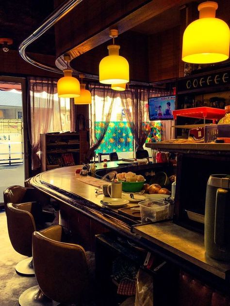 Chinese Tea House, Retro Cafe, American Diner, Vintage Cafe, Bar Interior, Japanese Interior, Cafe Interior Design, Dream Spaces, Pretty House