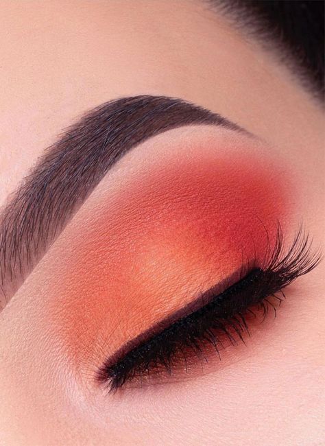 coral eyeshadow, eye makeup for hazel eyes, gold makeup look, eye makeup looks, best eye makeup looks, neutral eyemakeup looks, natural makeup, evening makeup , eye makeup ideas 2020, gold glitter eye makeup looks, glitter eye makeup #eyemakeup #eyeshadowlook Peach Color Eye Makeup, Coral Eyeshadow Looks, Coral Makeup Looks, Coral Eye Makeup, Soft Eyeshadow, Coral Eyeshadow, Coral Makeup, Shimmery Makeup, Eye Makeup Images