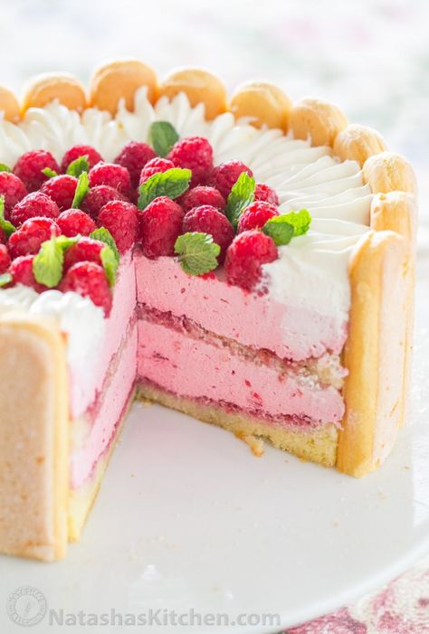 Charlotte Russe Dessert, Charlotte Cake Recipe, Charlotte Russe Cake, Raspberry Charlotte, Charlotte Dessert, Charlotte Cake, Mothers Day Desserts, Raspberry Mousse, Nice Recipes