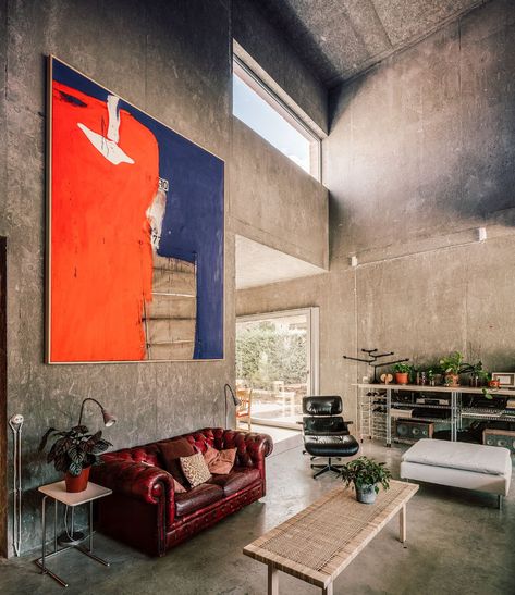 Loft Interior, Patio Interior, Style Loft, Brutalism, Family House, Contemporary Architecture, Elle Decor, Interior Spaces, The Wall