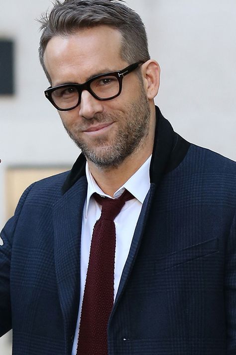 Ryan Reynolds' best looks | British GQ Cool Glasses For Men, Stylish Glasses For Men, Mens Eye Glasses, Anti Glare Glasses, Best Eyeglasses, Double Denim Looks, Glasses Blue Light, Mens Glasses Fashion, Tom Ford Glasses