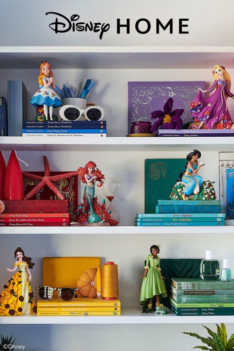 ✨An extra special shout out to the collectors out there ✨ Isn’t it just magical when you find the most beautiful way to display your collections 😍Tell us your favourite items to collect below 👇 Botanical Figurines from @EnescoLimited Collectors Room Ideas, Disney Dorm, Disney House Ideas, Disney Princess Jewelry, Mickey House, Living Room Shelf, Disney Bedrooms, Disney Room Decor, Library Inspiration