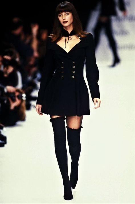 Christy Turlington for Chantal Thomass 1994 Gothic Runway Fashion 90s, Christy Turlington 90s Runway, 90s Runway Fashion Aesthetic, 90s Chanel Dress, 90s Couture Fashion, Christy Turlington Runway, 90’s Runway, 90s French Fashion, Christy Turlington 90s Style