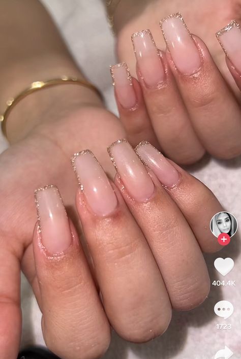 Nokti Za 2023 Leto, French Tip With Gold Glitter, Nude Nails With Glitter Tips, Glitter Outline Nails, Gold Nails Square, Nude Nails With Glitter, Neutral Nails Acrylic, Glitter Tip Nails, Sheer Nails