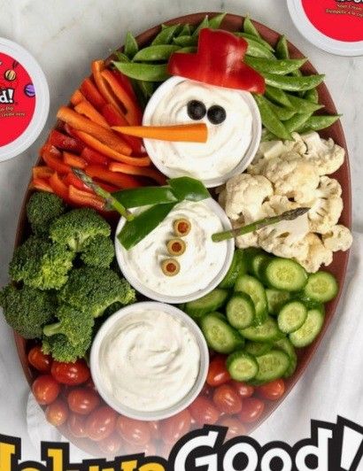 Christmas Veggie Display, December Party Food Ideas, Snowman Dip Tray, Snowman Vegetable Tray, Snowman Fruit Tray, Snowman Veggie Platter, Xmas Themed Party Food, Santa Veggie Platter, Christmas Nibbles Platter