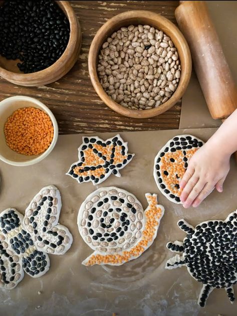 Air Dry Clay Seed Mosaic Craft Seed Mosaic, Autumn Activity, Clay Projects For Kids, Seed Art, Sensory Crafts, Air Dry Clay Projects, Fancy Cookies, Autumn Crafts, Cadeau Diy