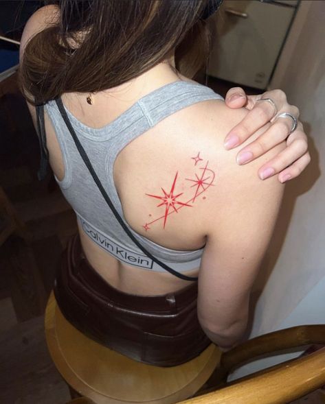 Star Tattoo On Shoulder, Tattoos Shoulder, Red Tattoo Ideas, Tattoos Back, Sparkle Tattoo, Tattoos Pretty, Waist Tattoos, Virgo Tattoo, Red Tattoo