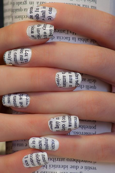 Word Nail Art, Book Nail Art, Teacher Nails, Book Nails, Experimental Typography, Nails Desing, Nail Designs Spring, Color Street Nails, Nail Stamping