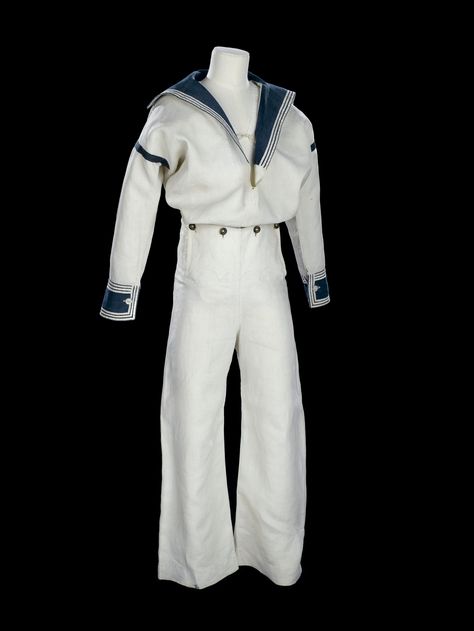 Sailor Outfit, Navy Uniforms, Sailor Suit, Sailor Fashion, Sailing Outfit, Nautical Fashion, Character Outfits, Costume Design, Look Fashion