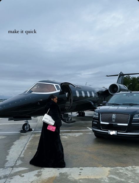 Luxury Lifestyle Black Aesthetic, Rich Black Lifestyle, Luxury Baddie Outfits, Luxury Clean Girl Aesthetic Black Women, Luxury Life Black Women, Rich Business Girl Aesthetic Black, Rich Girl Black Aesthetics, Lady Of Leisure Aesthetic, Luxury Black Girls Aethstetic