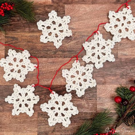 SeeLoveShare Crochet Snowflake Garland, Free Crochet Snowflake Patterns, Crochet Christmas Garland, Snowflake Snowflake, Crochet Snowflake, Crochet Garland, Crochet Snowflake Pattern, Snowflake Garland, Ornament Garland