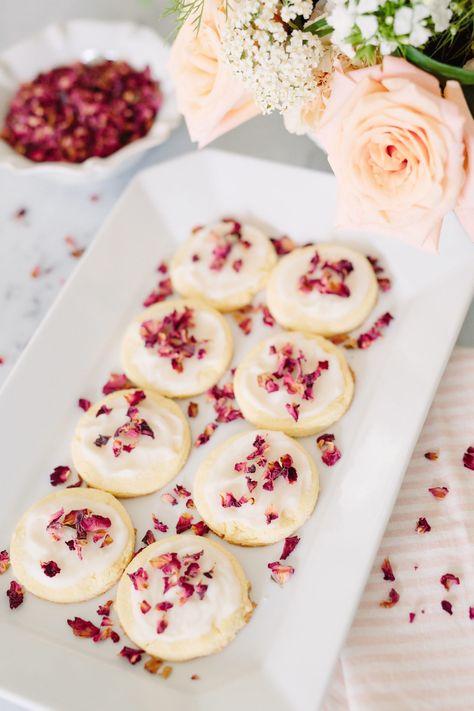 Floral Baked Goods, Rose Baked Goods, Rose Cookies Recipe, Spring Cookies Recipes, Rose Petal Cookies, Flower Shortbread, Rose Shortbread Cookies, Pink Floral Cookies, Pistachio Rose Shortbread Cookies