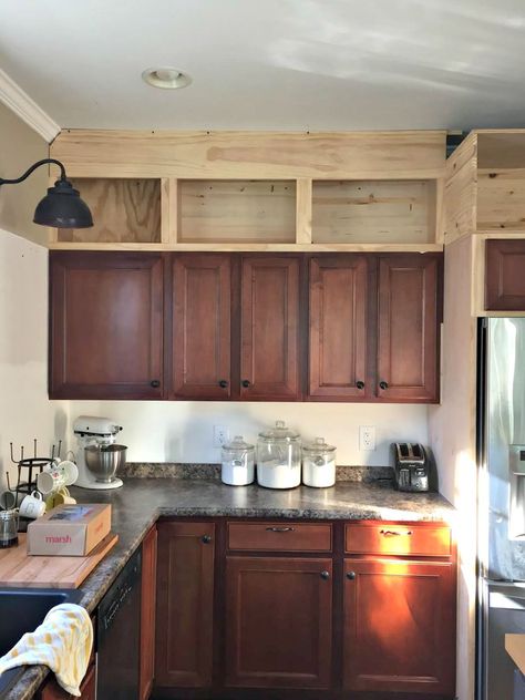 Kitchen Cabinets To Ceiling, Cabinets To Ceiling, Model Dapur, Upper Kitchen Cabinets, Above Kitchen Cabinets, Above Cabinets, Kabinet Dapur, New Kitchen Cabinets, Kitchen Cabinets Makeover