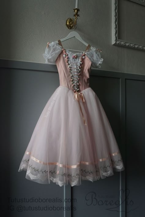 Ballet Style Dress, Romantic Ballet Costumes, Dance Costumes Aesthetic, Ballet Dress Aesthetic, Romantic Tutu Ballet, Romantic Tutu, Tutu Skirt Women, Ballet Clothes, 파티 드레스