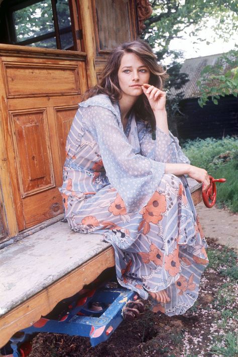 In Photos: Charlotte Rampling's Iconic Style - HarpersBAZAAR.com Charlotte Rampling Style, 70s Fashion Icons, 70s Inspiration, Ossie Clark, Charlotte Rampling, Fashion 70s, Glamour Magazine, Pakistani Outfits, Fashion Tips For Women