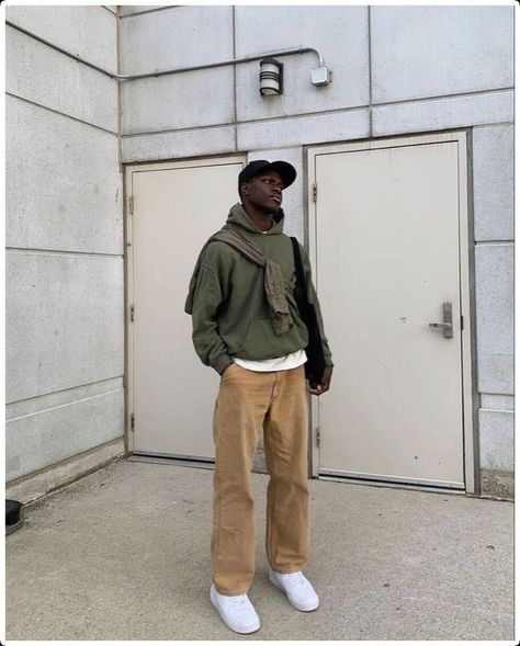 autumn type beat Men’s Cargo Pants Outfit, Cargo Pants Outfit Men Streetwear, Cargo Outfit Men, Beige Cargo Pants Outfit, Brown Cargo Pants Outfit, Chinos Men Outfit, Green Cargo Pants Outfit, Brown Pants Men, Cargo Pants Outfit Men