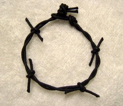 Faux Barbed Wire Bracelet Wrap Bracelets Diy, Barbed Wire Bracelet, Penitent One, Cool Bracelets To Make, Punk Bracelets, Men's Leather Bracelets, Leather Bracelet Tutorial, Barbed Wire Art, Kids Church Lessons