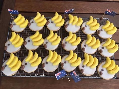 Essen, Australia Day Food Ideas, Australia Day Cupcakes, Australian Theme Party, Aussie Christmas Food, Australia Day Desserts, Australian Themed Cake, Australia Party Decorations, Australian Party Food