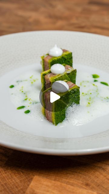 8 Course Meal Ideas, Vegetable Terrine Fine Dining, Fine Dining Vegetables, Cold Starters Fine Dining, How To Plate Food Like A Pro, Salad Plating Presentation, Terrine Plating, Fine Dining Starters, Christmas Entrees