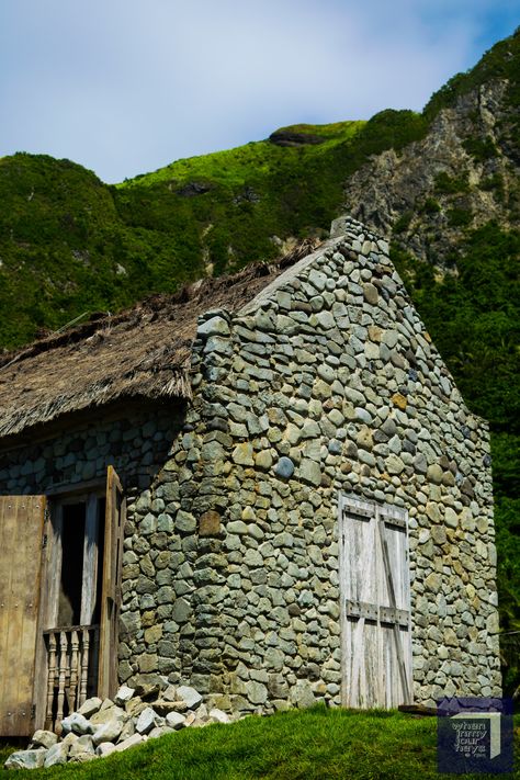 Stone House at Chavayan Village Batanes. Ivatan House, Coral House, Filipino Art, Philippines Travel, Boracay, Stone House, Dream Destinations, Philippines, Places To Visit