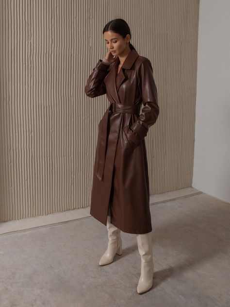 Coat Ideas For Women, Long Leather Trench Coat, Brown Coat Outfit, Leather Coat Outfit, Coat Ideas, Long Coat Outfit, Women Leather Jacket, Parka Coat Women, Brown Leather Coat