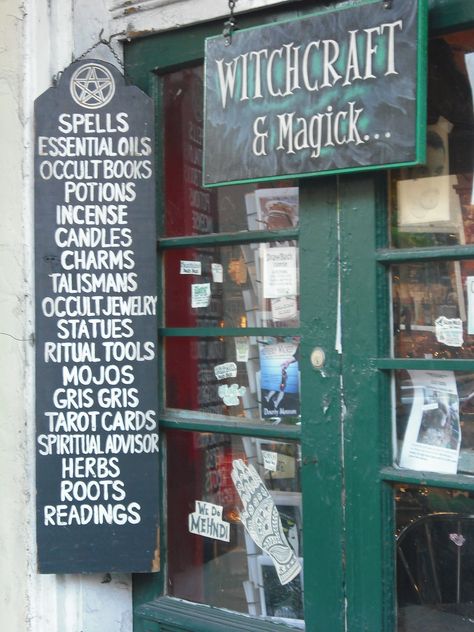 Witchcraft shop in New Orleans Witch Shop Ideas, Witches Shop, New Orleans Witch, Witchcraft Store, Witchy Shop, Tarot Shop, Witch Store, London Camden, Witchcraft Shop