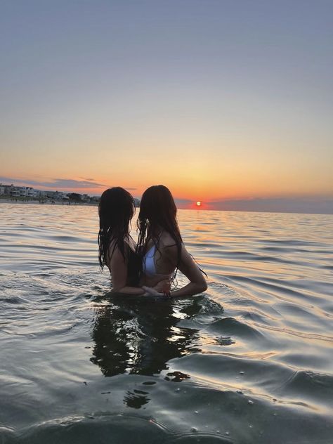 Luxury Lesbian Couple Aesthetic, Lesbian Lifestyle Aesthetic, Wlw Pictures To Recreate, Wlw Beach, Cute Wlw Aesthetic, Teal Van Doren, Astrid Clifford, Calypso Music, I Need A Girlfriend