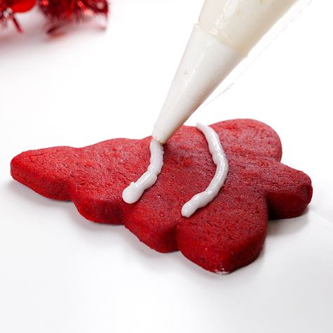 Christmas Red Velvet Sugar Cookies – Shirley Cooking Red Velvet Sugar Cookies Recipe, Red Velvet Shortbread Cookies, Red Velvet Sugar Cookies, Velvet Sugar Cookies, Small Batch Sugar Cookies, Red Velvet Cookie Recipe, Yummiest Food, Christmas Red Velvet, Sugar Cookies From Scratch