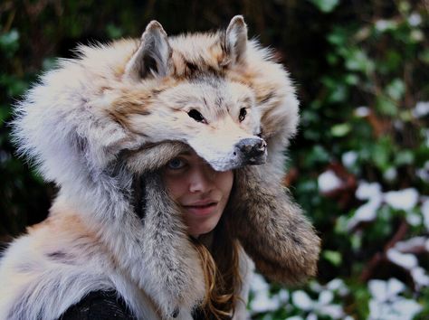 Wolf Headdress, Viking Cosplay, Wolf Hat, Wolf Costume, Wolf Mask, Arctic Wolf, Wolf Spirit Animal, Wood Elf, Wolf Head