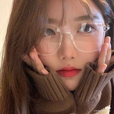 Ulzzang Glasses, Glasses Frames For Girl, Asian Glasses, Clear Glasses Frames Women, Korean Glasses, Glasses For Round Faces, Cute Glasses Frames, Classy Glasses, Glasses Frames Trendy