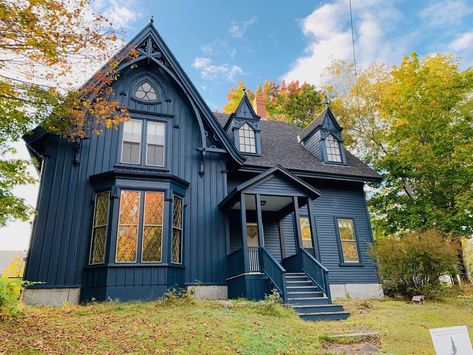 Philo's Folly, 1858, Wiscasset, Maine. Wiscasset Maine, Cute House, Interior Modern, Gothic House, Sims House, House Goals, Blue House, Pretty House, House Inspo