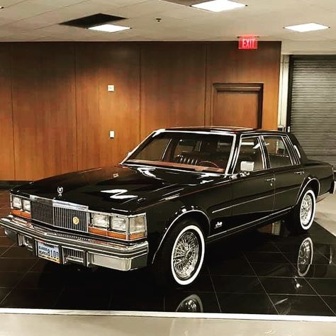 Cadillac Life on Instagram: “1976 - 1979 Cadillac Seville Cadillac Life!!! #Cadillacs #Cadillac #cadillaclife #lowrider #Americancar #America #Luxury #Miami…” Classic Cadillac Cars, Cadillac Seville 1979, Cadillac Lowrider, Cadillac Car, Luxury Miami, Classic Cadillac, Cadillac Seville, Bmw Classic Cars, Cadillac Cts V