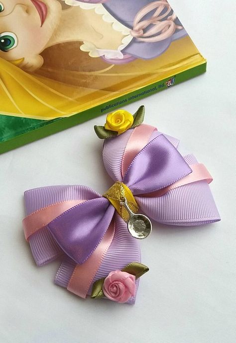 Rapunzel Hair Bow Tangled Baby Headband Disney Princess Gold Hair Clip, Disney Hair Bows, Flowers Lilac, Princess Hair Bows, Girls Hair Bows Diy, Disney Bows, Disney Hair, Rapunzel Hair, Ribbon Sculpture