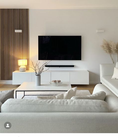 Simple Living Room Ideas Minimalism, Apartment Living Room Design, Living Room Design Decor, Home Design Living Room, Apartment Decor Inspiration, Decor Home Living Room, Living Room Decor Apartment, Apartment Inspiration, Furniture Storage