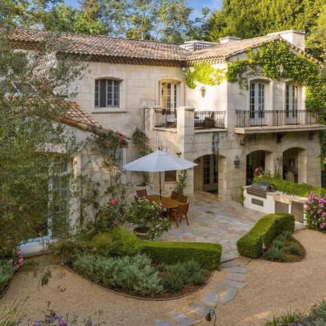 French Country Estate, Italy House, Casa Country, Italian Home, San Juan Capistrano, Mediterranean Homes, French Country House, French Country Style, Country Estate