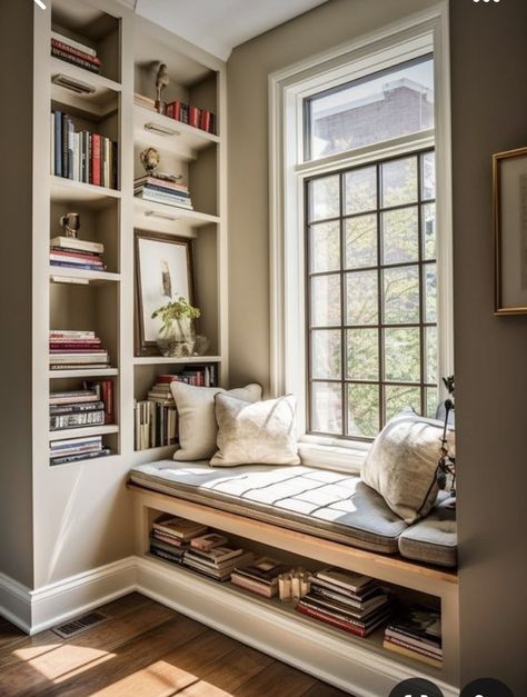 Reading Nook Living Room Window, Reading Nook Storage, Cozy Window Seat Reading Nook, Cozy Reading Nook Window, Reading Corner Built In, Built In Bench Reading Nook, Beach House Reading Nook, Cozy Bedroom Reading Nook, Cosy Window Seat