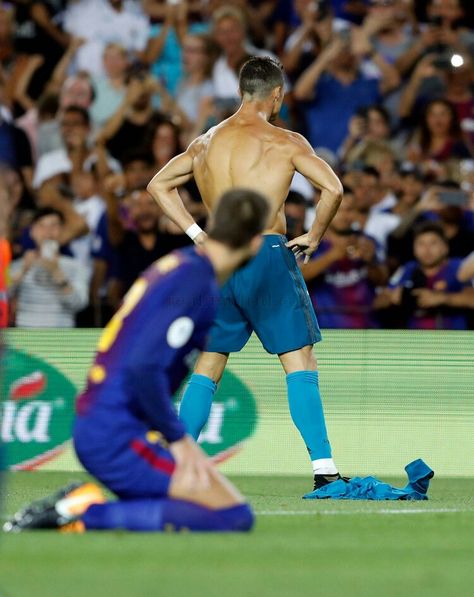 Cristiano Ronaldo ElClasico  Barcelona 1_3 Real Madrid Cristiano Ronaldo Training, Ronaldo Barcelona, Cristiano Ronaldo Body, Cristiano Ronaldo Young, Cristiano Ronaldo And Messi, Cr7 Vs Messi, Messi Vs Ronaldo, Ronaldo Photos, Ronaldo Quotes