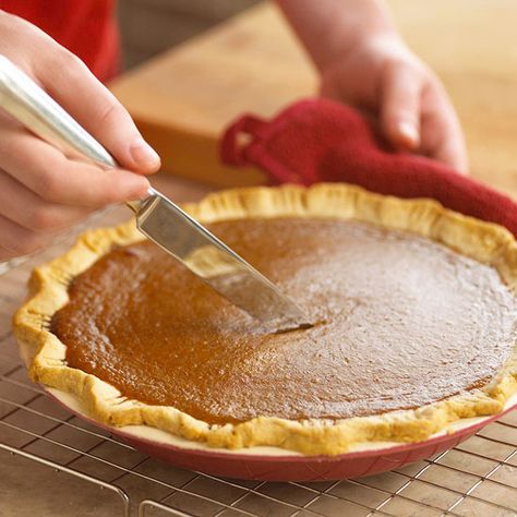 How to Make Pumpkin Pie from a Pumpkin Pumpkin Pie With Real Pumpkin, Fresh Pumpkin Pie Recipe, Fresh Pumpkin Recipes, Healthy Pumpkin Pie Recipe, Pumpkin Pie From Scratch, Fresh Pumpkin Pie, Best Pumpkin Pie Recipe, Perfect Pumpkin Pie, Healthy Pumpkin Pies