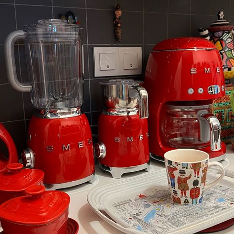 #mysmeg #myredkitchen #maximalism Red Fridge Kitchen, Copper Kitchen Appliances, Red Kitchen Appliances, Red Fridge, Red Appliances, Desert Retreat, Joshua Tree House, Smeg Kitchen, Residential Neighborhood