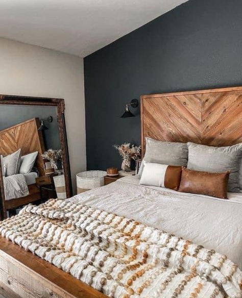 Lights On The Wall, Modern Western Bedroom, Basement Master, Western Bedroom Decor, Western Rooms, Bedroom Redesign, Western Bedroom, Bedroom Farmhouse, Master Bed