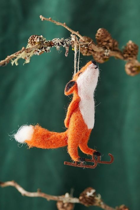 Diy Mittens, Felting Inspiration, Anthropologie Christmas, Anthropologie Holiday, Mitten Ornaments, Fox Ornaments, Needle Felting Diy, Felt Fox, Needle Felted Christmas