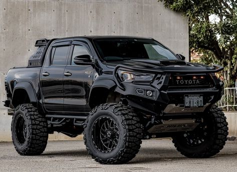 Toyota Trucks Tundra, Hilux 4x4 Modified, Toyota Hilux Offroad, Hilux Mods, Tacoma Mods, Hummer Truck, Best Suv Cars, Toyota Truck, Toyota 4runner Trd