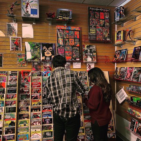 Comic Book Writer Aesthetic, Comic Book Shop Aesthetic, Comic Shop Aesthetic, Comic Book Store Aesthetic, Comic Con Aesthetic, Comic Book Aesthetic, Book Store Aesthetic, Geek Aesthetic, Bookstore Ideas