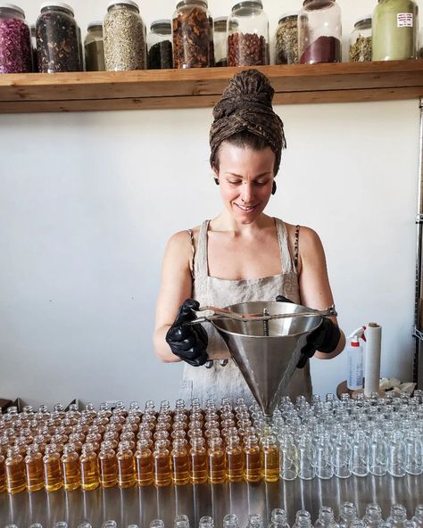 BOREAL FOLK on Instagram: “@kila.divina filling bottles of fireweed face serum magic 💞 This is one of our oldest and most popular creations handmade using wildcrafted…” Apothecary Store, Apothecary Shoppe, Herbalist Shop, Apothecary Design, Herb Shop, Apothecary Decor, Lemongrass Tea, Home Brewery, Naturopathy