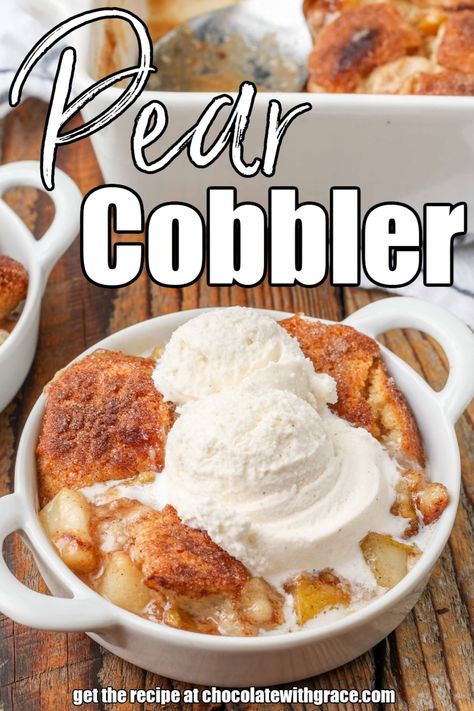 Pear Cobbler Pear Recipes Easy, Pear Cobbler, Pear Dessert Recipes, Caramel Pears, Pear Dessert, Pear Tart, Spiced Pear, Pear Recipes, Crunchy Pecans